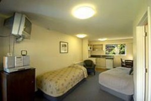 Four Seasons Motel Queenstown Image