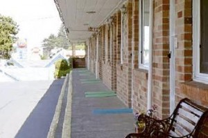 Four Winds Motel Depoe Bay Image