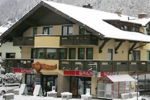 Gaestehaus Buggls Hotel Image