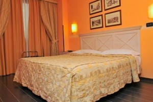 Garibaldi Hotel & Restaurant Image