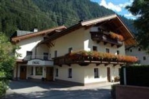 Gastehaus Martha Mayrhofen Image