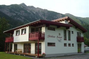 Gastehaus Zangerl Image