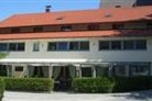Gasthaus Kellerer Raubling voted  best hotel in Raubling
