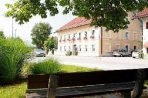 Gasthaus Neuwirt Saaldorf-Surheim Image