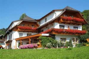 Gasthof Barnwirt voted 4th best hotel in Moosburg