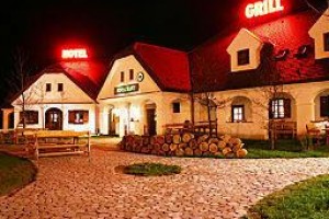 Gastland M1 Hotel Paty voted  best hotel in Paty