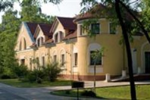 Gerebi Kuria Hotel Image