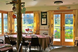 Glacier Bay Lodge Image