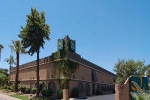 Glendale Inn & Suites Image