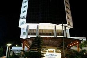 Gokulam Park Hotel Kochi Image
