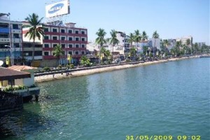 Golden Hotel Makassar Image
