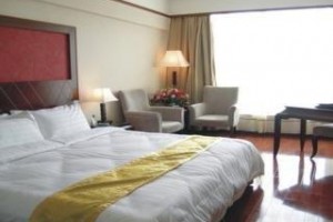 Golden Lustre Hotel Image