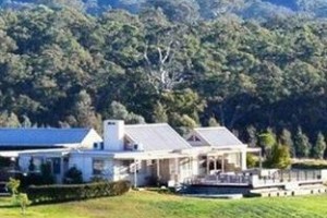 Grapevines Boutique Accommodation Image