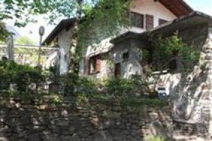 Grotto Pergola Image