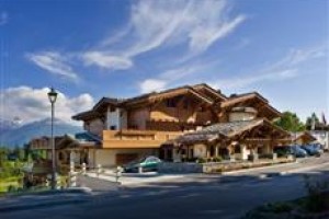 Hotel Guarda Golf voted  best hotel in Crans-Montana