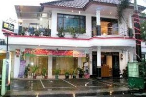 Guest House and Salon Spa Fora Lingkar Selatan Image