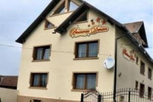 Guesthouse Denim Sibiu Image