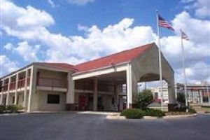 Guest House International Inn & Suites Image