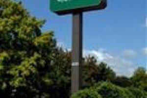 Guesthouse Suites Plus - Huntsville Image