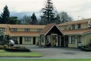 Gwendoline Court Motel Image