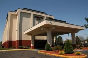 Hampton Inn Newark-Airport voted 4th best hotel in Elizabeth 