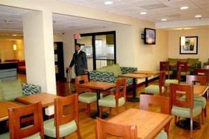 Hampton Inn Airport Monterrey Image