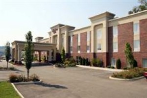 Hampton Inn Athens (Ohio) voted 3rd best hotel in Athens 
