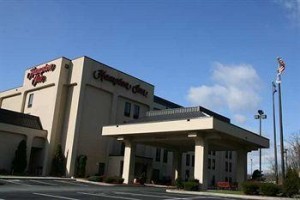 Hampton Inn Bedford Image