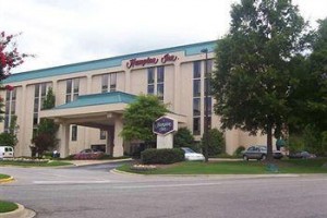 Hampton Inn - Colonnade voted 9th best hotel in Birmingham 