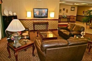 Hampton Inn Columbus Hamilton Image