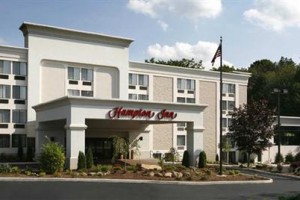 Hampton Inn Danbury Image