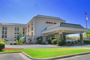 Hampton Inn Decatur Image