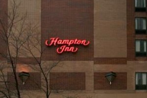 Hampton Inn Cleveland Downtown Image