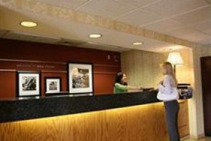 Hampton Inn Eau Claire Image