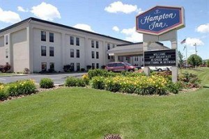 Hampton Inn Elkhart Image