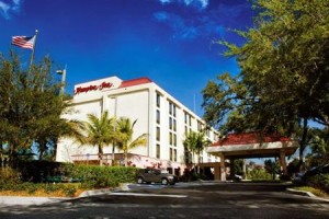 Hampton Inn Ellenton Image