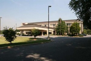 Hampton Inn Hagerstown Image