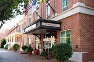 Hampton Inn Alexandria - Old Town/King Street Metro Image