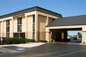 Hampton Inn Lebanon (Missouri) voted 4th best hotel in Lebanon 