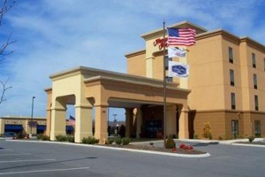 Hampton Inn Lenoir City Image