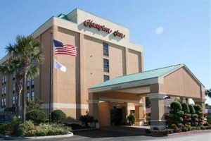 Hampton Inn Maingate South Davenport voted 4th best hotel in Davenport