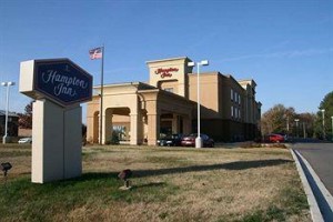 Hampton Inn Martin Image