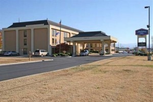Hampton Inn Sevierville Image