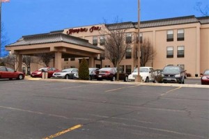 Hampton Inn St. Louis/Fairview Heights voted 5th best hotel in Fairview Heights