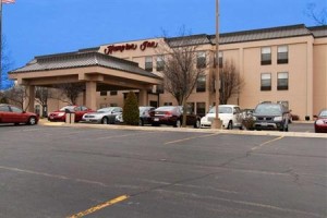 Hampton Inn St. Louis/Fairview Heights Image