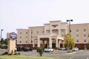 Hampton Inn Statesville Image