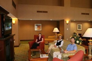 Hampton Inn & Suites Berkshires Image