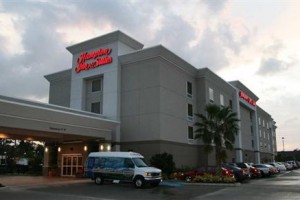 Hampton Inn & Suites Houston-Bush Intercontinental Airport Image