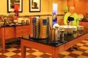 Hampton Inn & Suites Canton Image