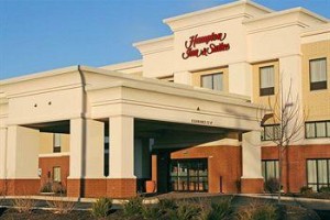 Hampton Inn & Suites Chicago Saint Charles voted 3rd best hotel in Saint Charles